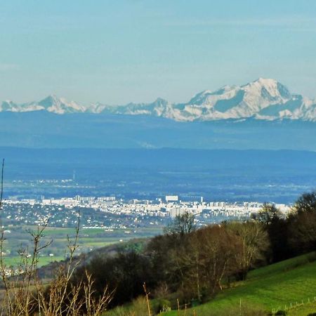 Gites Des Esselards Yzeron ภายนอก รูปภาพ